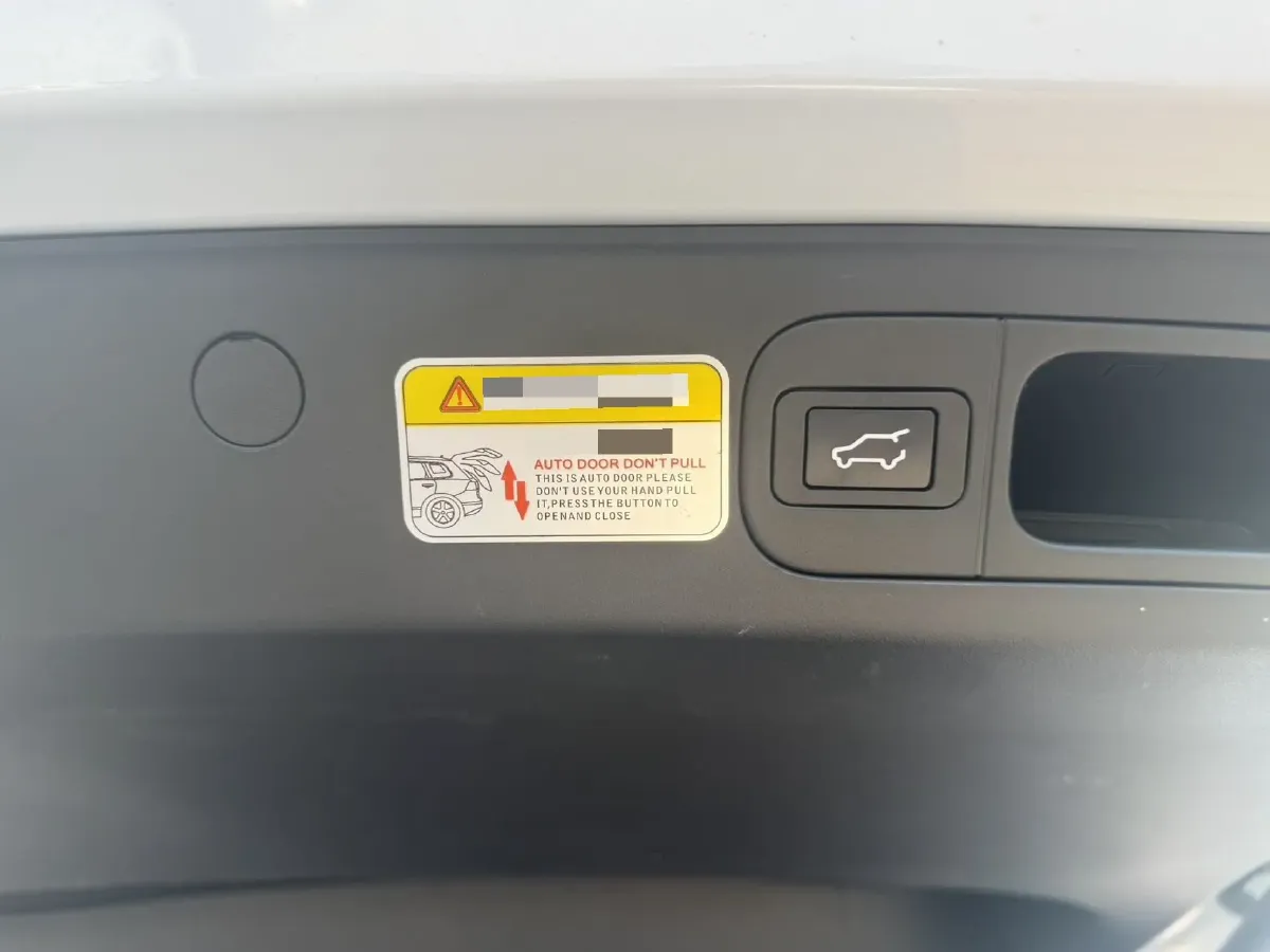 2025 Geely Galaxy L6 1.5L 112HP L4 1DHT PHEV 19.09KWH,autocango,china used car exporter,china ev exporter,chinese used car exporter,chinese used ev exporter