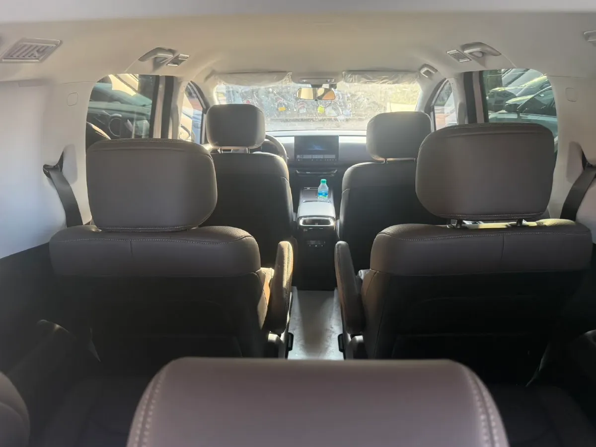 2025 Geely Galaxy L6 1.5L 112HP L4 1DHT PHEV 19.09KWH,autocango,china used car exporter,china ev exporter,chinese used car exporter,chinese used ev exporter