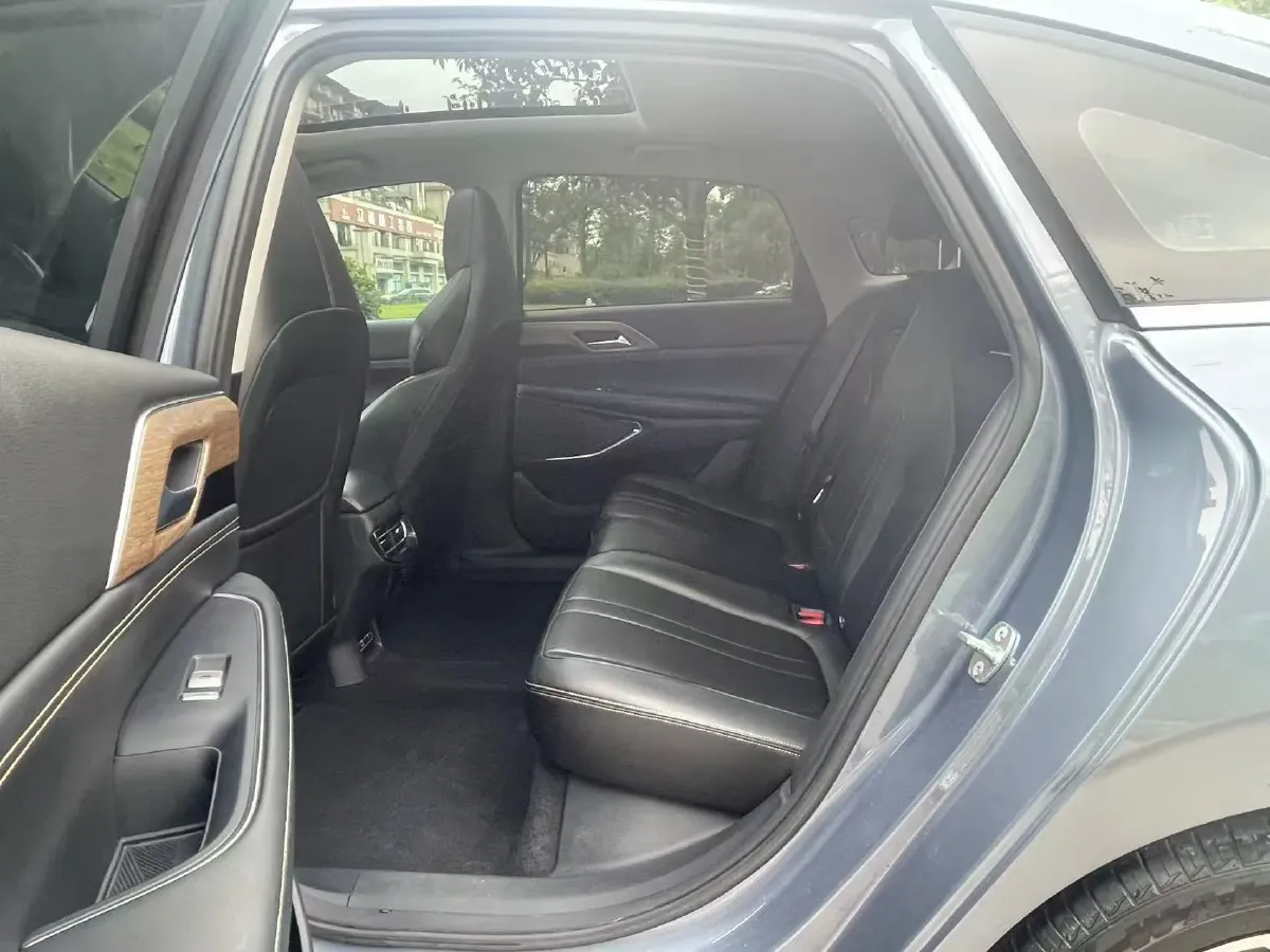 2024 Xpeng P5 BEV 55.4KWH,autocango,china used car exporter,china ev exporter,chinese used car exporter,chinese used ev exporter