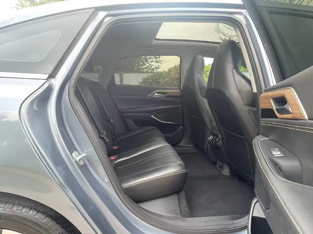 2024 Xpeng P5 BEV 55.4KWH,autocango,china used car exporter,china ev exporter,chinese used car exporter,chinese used ev exporter