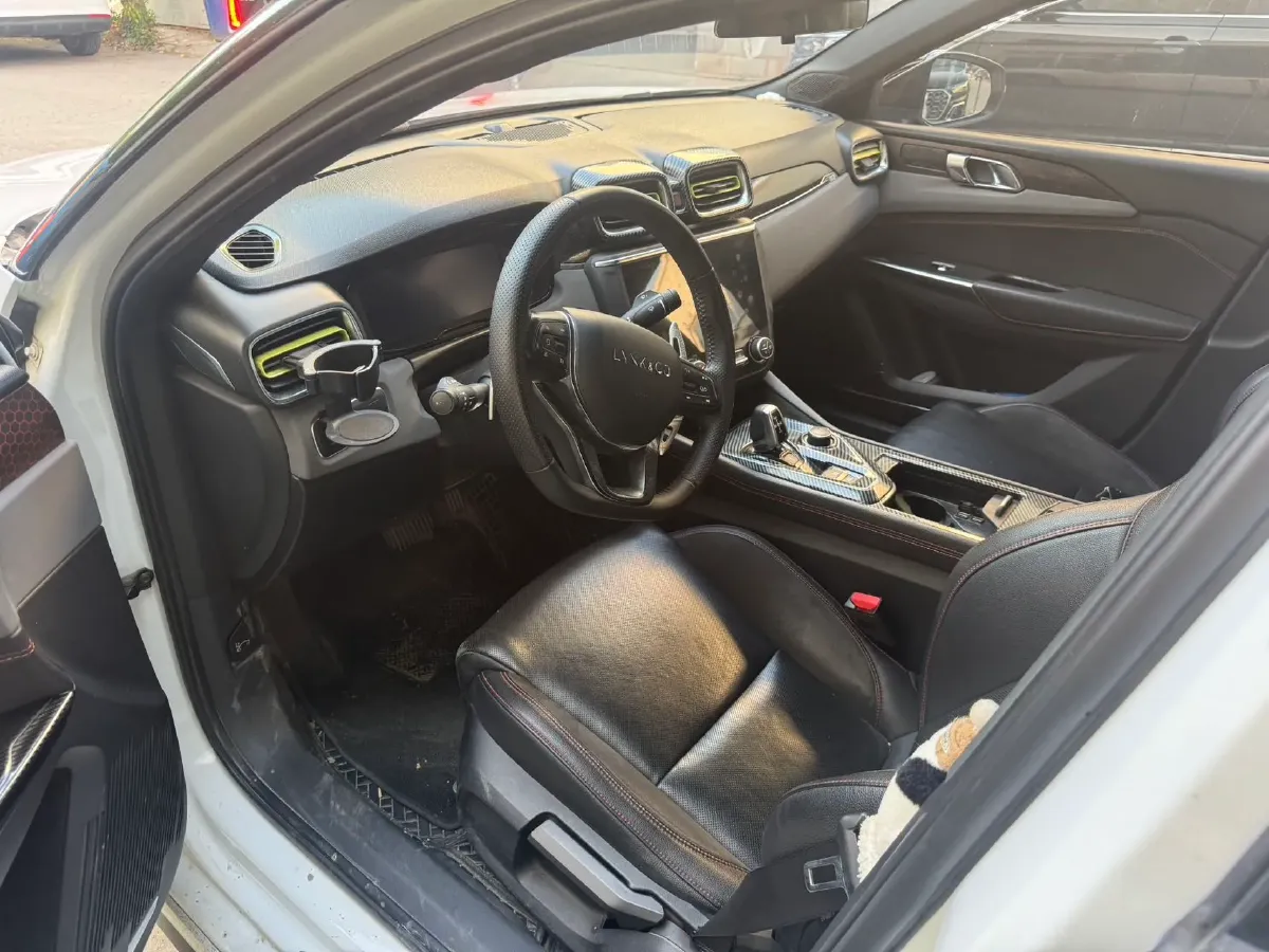 2020 LYNK&CO 03 1.5T 180HP L3 7DCT,autocango,china used car exporter,china ev exporter,chinese used car exporter,chinese used ev exporter