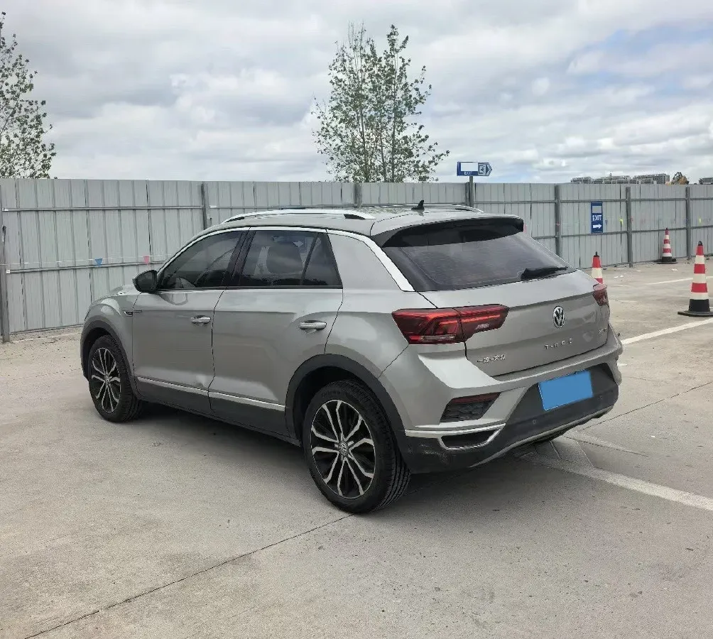 2020 Volkswagen T-Roc 1.4T 150HP L4 7DCT,autocango,china used car exporter,china ev exporter,chinese used car exporter,chinese used ev exporter