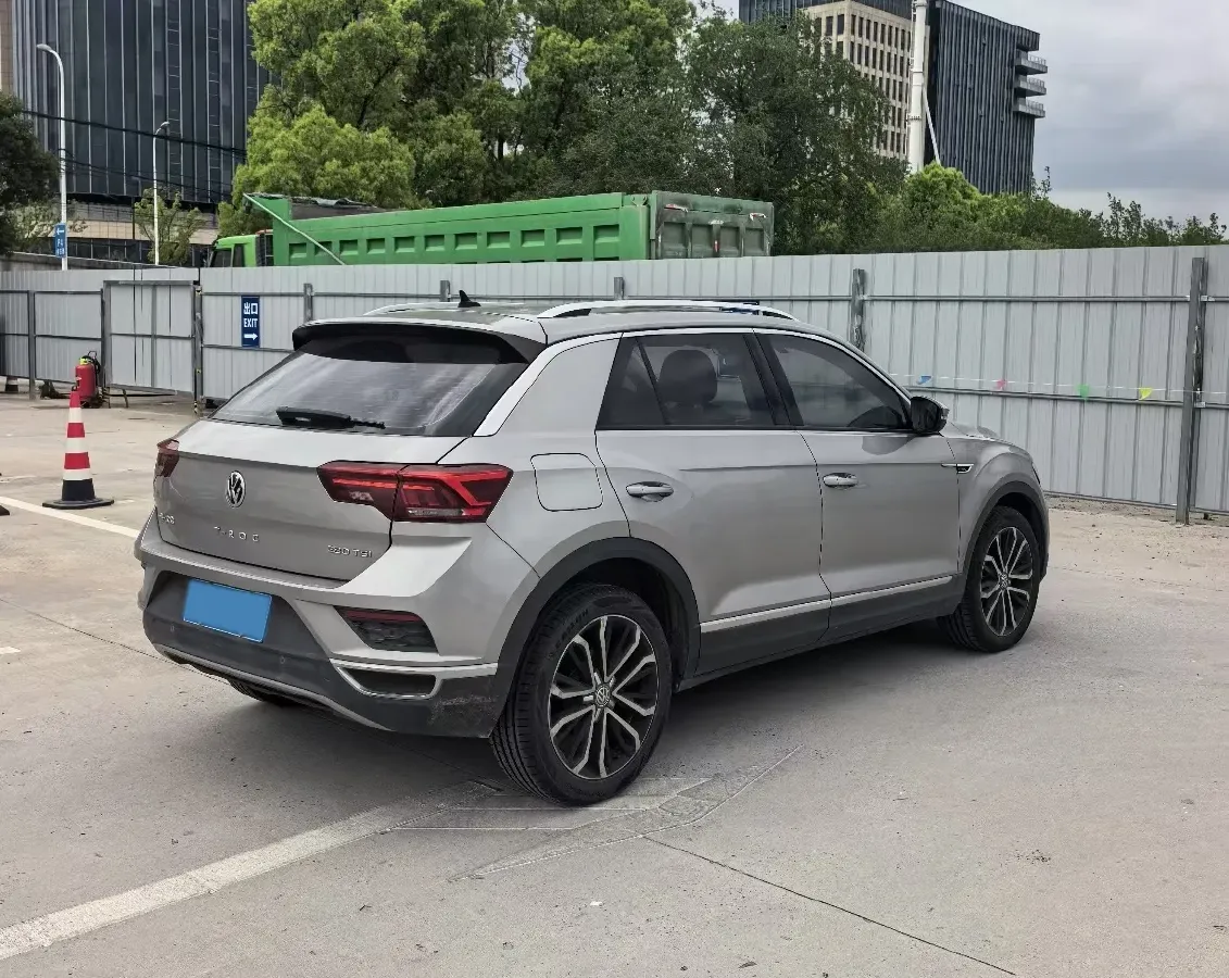 2020 Volkswagen T-Roc 1.4T 150HP L4 7DCT,autocango,china used car exporter,china ev exporter,chinese used car exporter,chinese used ev exporter