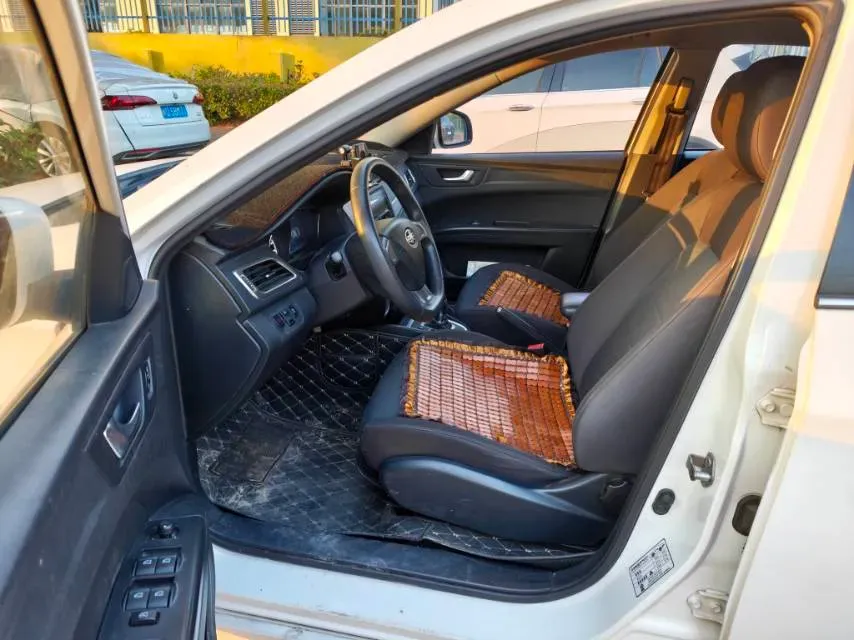 2019 Bestune B30 EV BEV 51.06KWH,autocango,china used car exporter,china ev exporter,chinese used car exporter,chinese used ev exporter