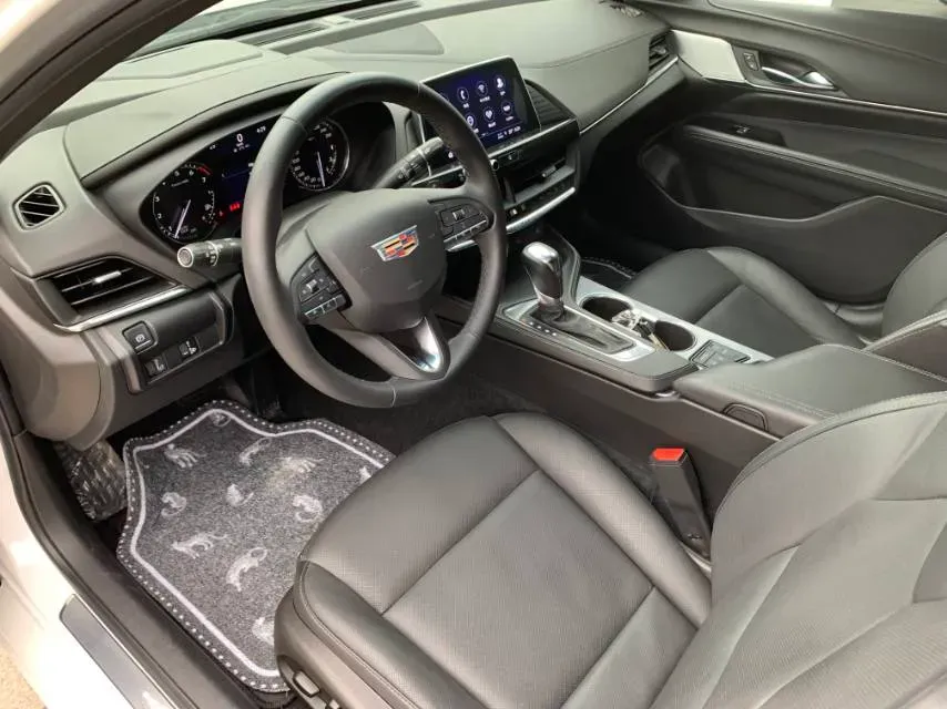 2022 Cadillac CT4 2.0T 237HP L4 8AT,autocango,china used car exporter,china ev exporter,chinese used car exporter,chinese used ev exporter