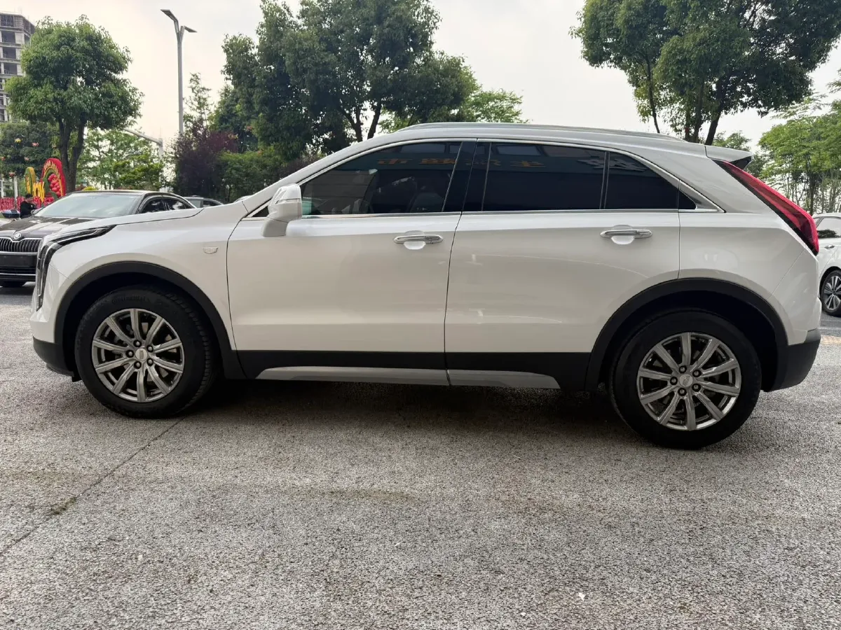 2020 Cadillac XT4 2.0T 241HP L4 9AT,autocango,china used car exporter,china ev exporter,chinese used car exporter,chinese used ev exporter