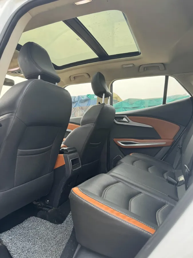 2017 Zotye T300 1.5T 144HP L4 CVT,autocango,china used car exporter,china ev exporter,chinese used car exporter,chinese used ev exporter