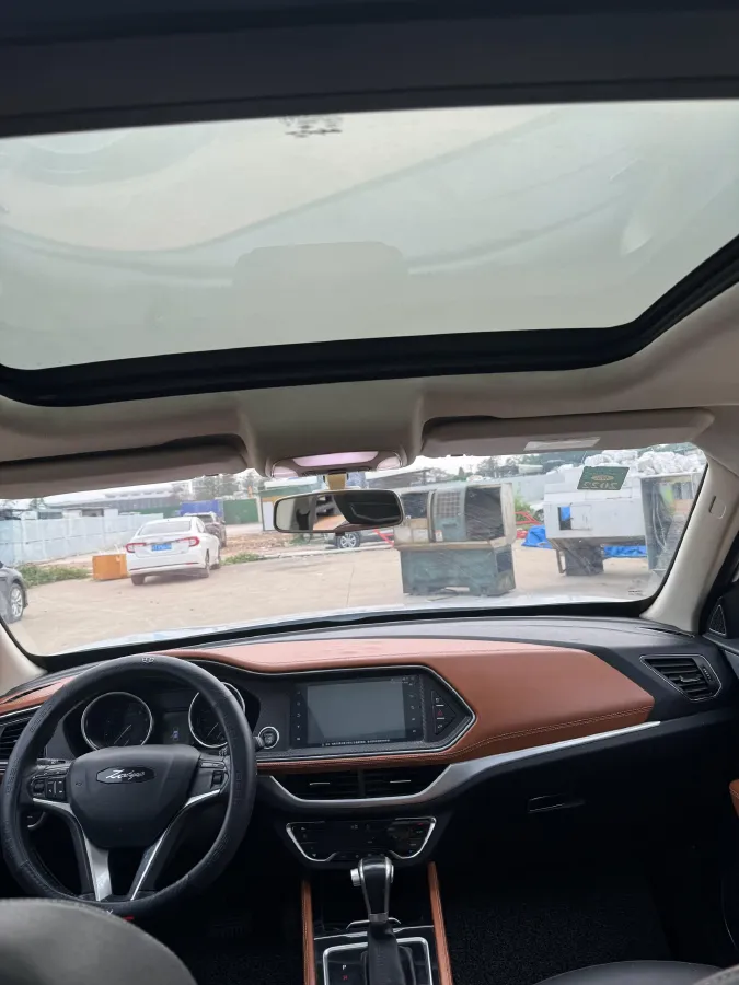 2017 Zotye T300 1.5T 144HP L4 CVT,autocango,china used car exporter,china ev exporter,chinese used car exporter,chinese used ev exporter