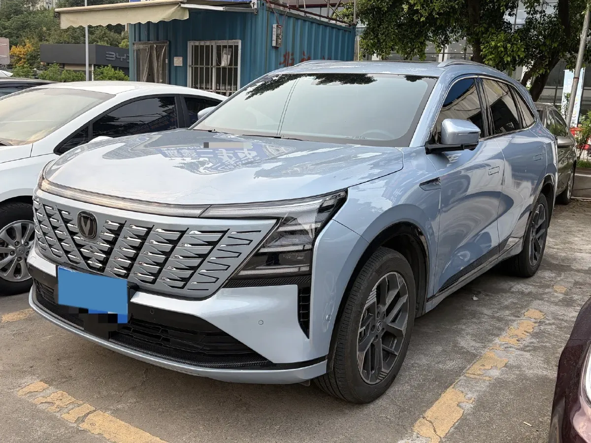 2025 ChangAn CS75 Plus 1.5T 192HP L4 8AT,autocango,china used car exporter,china ev exporter,chinese used car exporter,chinese used ev exporter