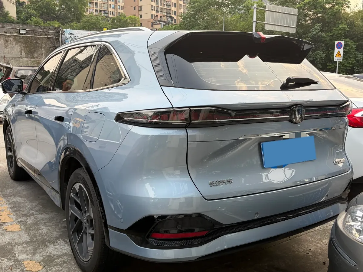 2025 ChangAn CS75 Plus 1.5T 192HP L4 8AT,autocango,china used car exporter,china ev exporter,chinese used car exporter,chinese used ev exporter