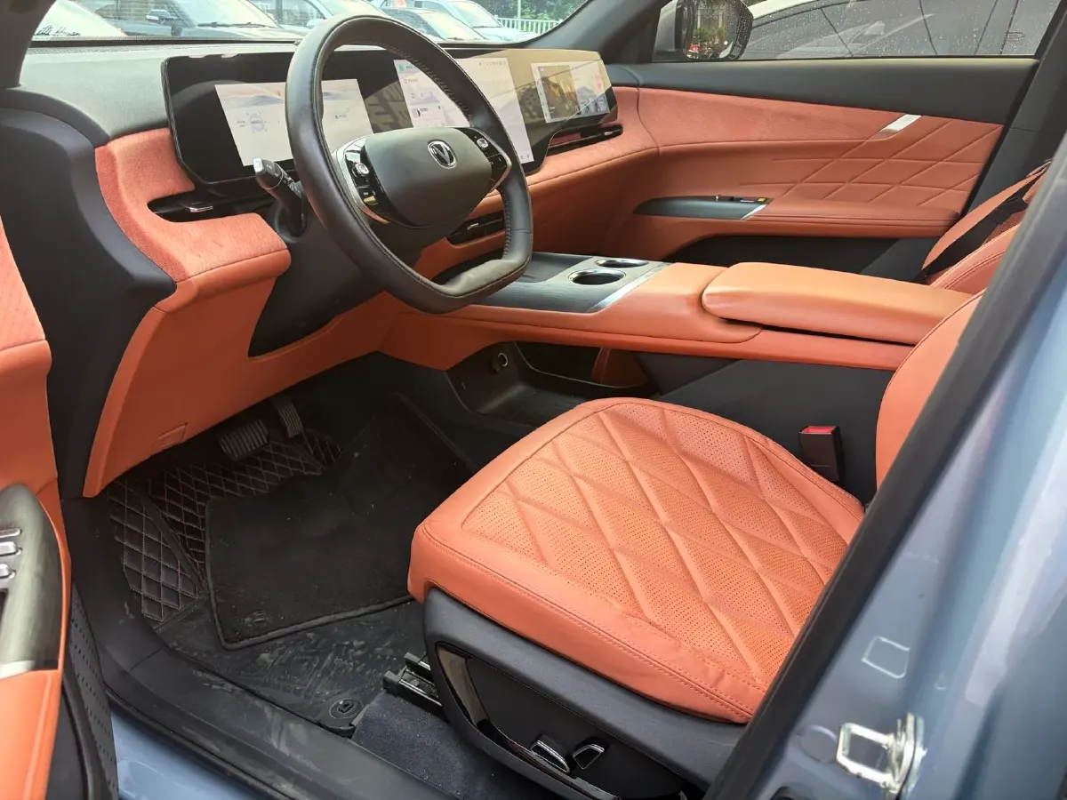 2025 ChangAn CS75 Plus 1.5T 192HP L4 8AT,autocango,china used car exporter,china ev exporter,chinese used car exporter,chinese used ev exporter