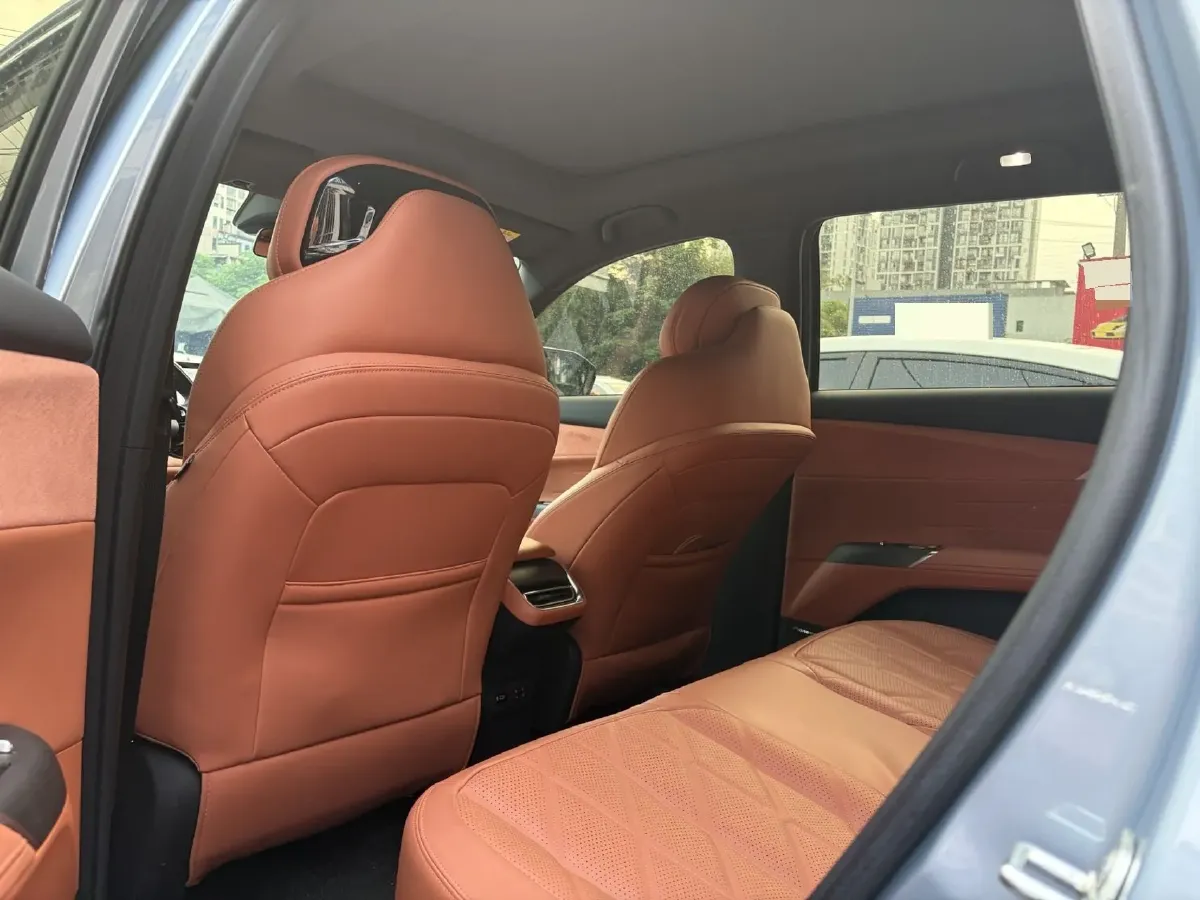 2025 ChangAn CS75 Plus 1.5T 192HP L4 8AT,autocango,china used car exporter,china ev exporter,chinese used car exporter,chinese used ev exporter