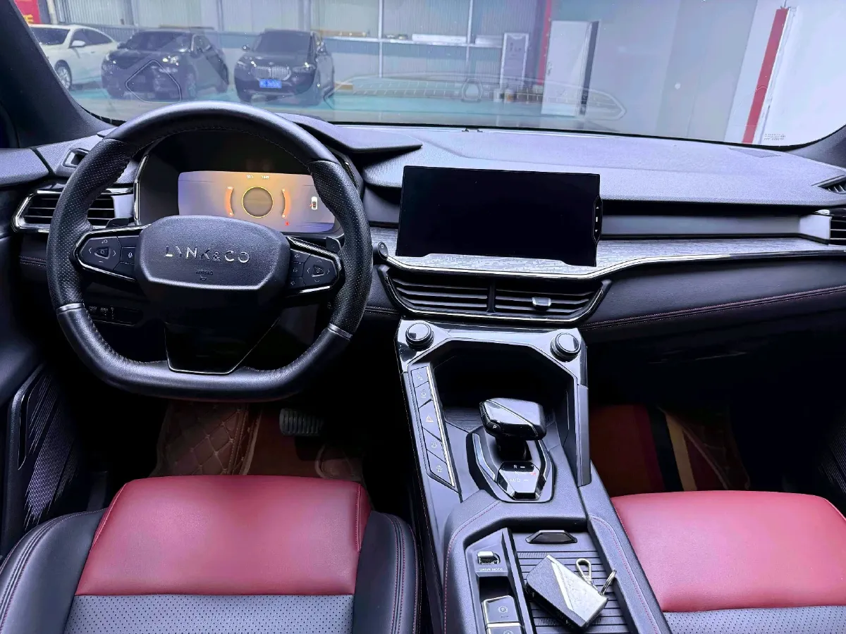 2020 LYNK&CO 06 1.5T 177HP L3 7DCT,autocango,china used car exporter,china ev exporter,chinese used car exporter,chinese used ev exporter