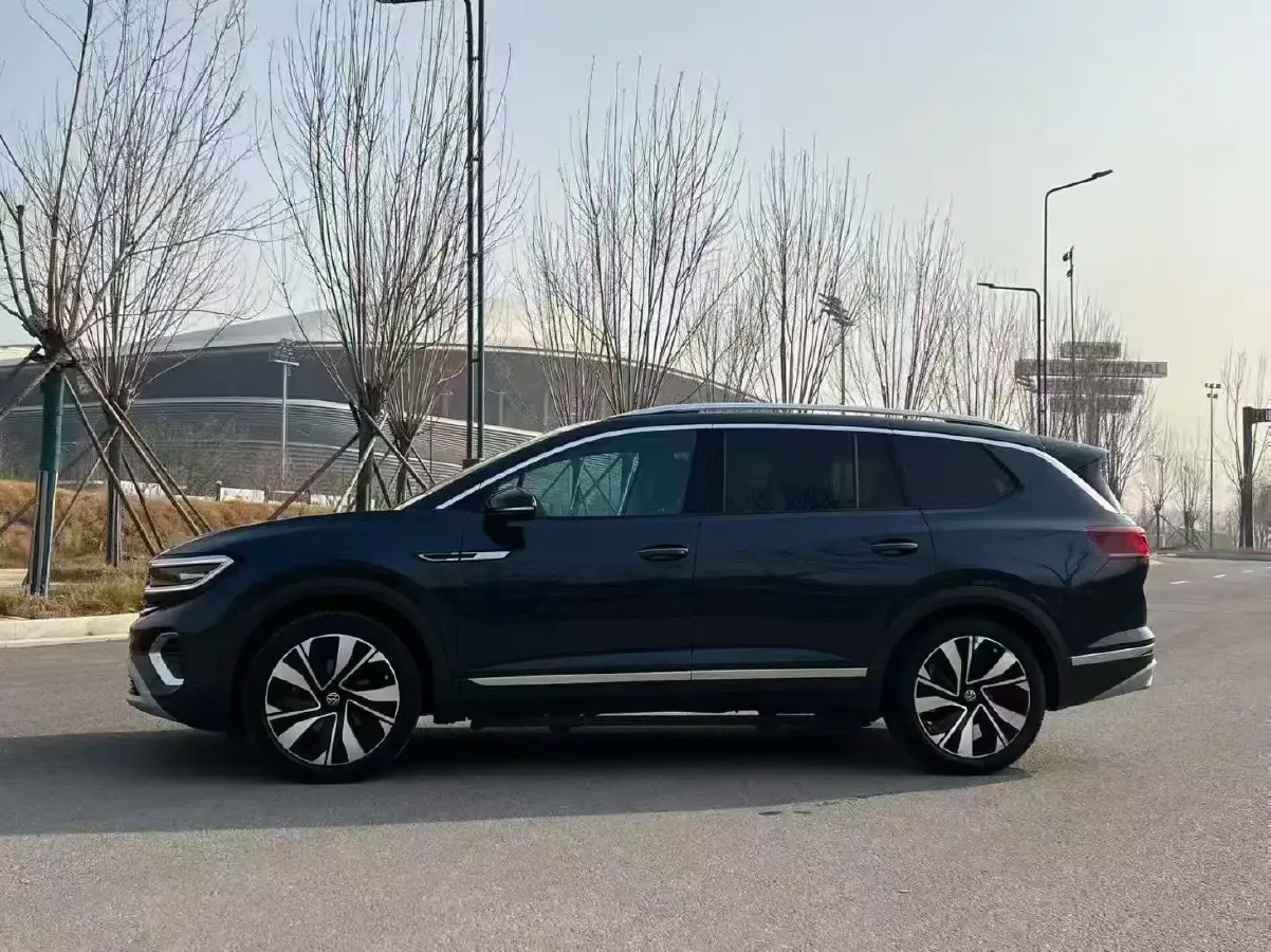 2023 Volkswagen Talagon 2.0T 220HP L4 7DCT,autocango,china used car exporter,china ev exporter,chinese used car exporter,chinese used ev exporter