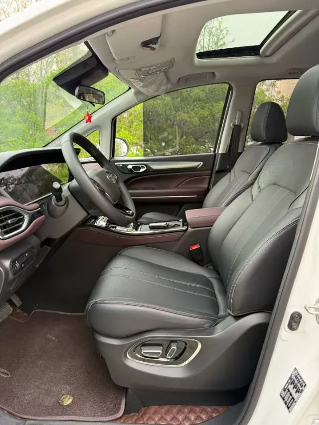 2023 GAC Trumpchi M6 1.5T 177HP L4 7DCT,autocango,china used car exporter,china ev exporter,chinese used car exporter,chinese used ev exporter