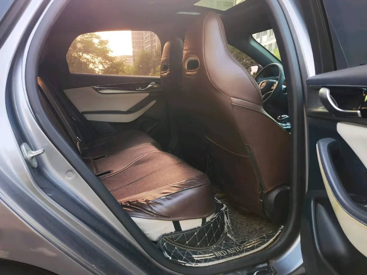 2021 Isuzu D-MAX 1.9T 163HP L4 6AT,autocango,china used car exporter,china ev exporter,chinese used car exporter,chinese used ev exporter