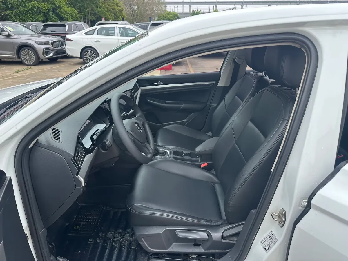 2021 Volkswagen Bora 1.5L 113HP L4 6AT,autocango,china used car exporter,china ev exporter,chinese used car exporter,chinese used ev exporter