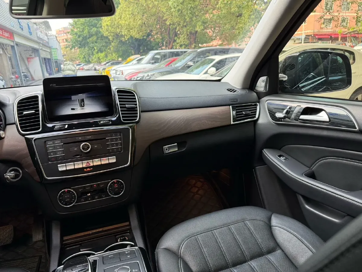 2021 Beijing BJ90 4.0T 422HP V8 9AT,autocango,china used car exporter,china ev exporter,chinese used car exporter,chinese used ev exporter