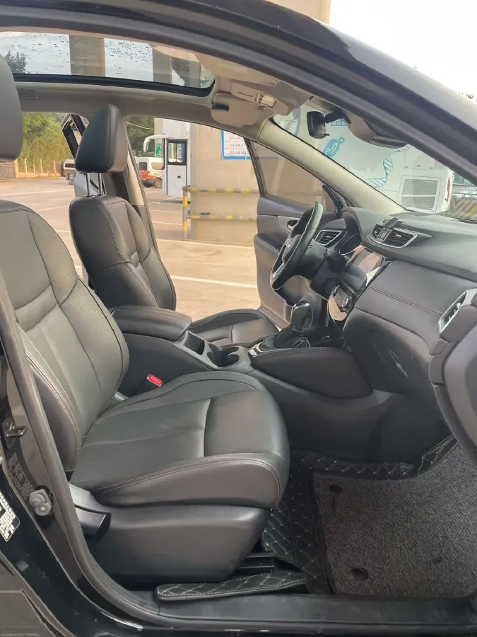 2021 Nissan Qashqai 2.0L 151HP L4 CVT,autocango,china used car exporter,china ev exporter,chinese used car exporter,chinese used ev exporter