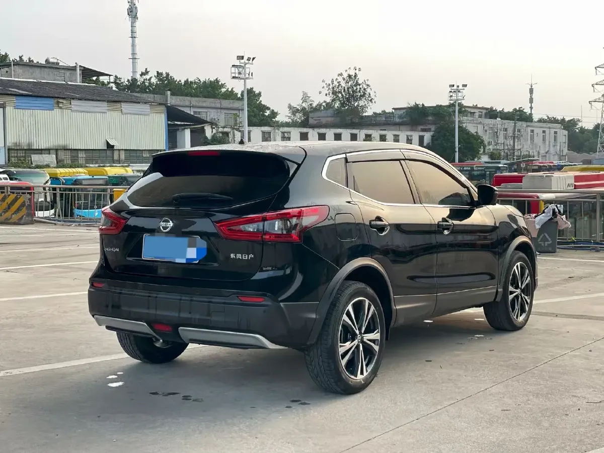 2021 Nissan Qashqai 2.0L 151HP L4 CVT,autocango,china used car exporter,china ev exporter,chinese used car exporter,chinese used ev exporter