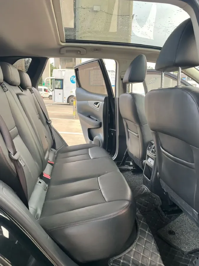 2021 Nissan Qashqai 2.0L 151HP L4 CVT,autocango,china used car exporter,china ev exporter,chinese used car exporter,chinese used ev exporter