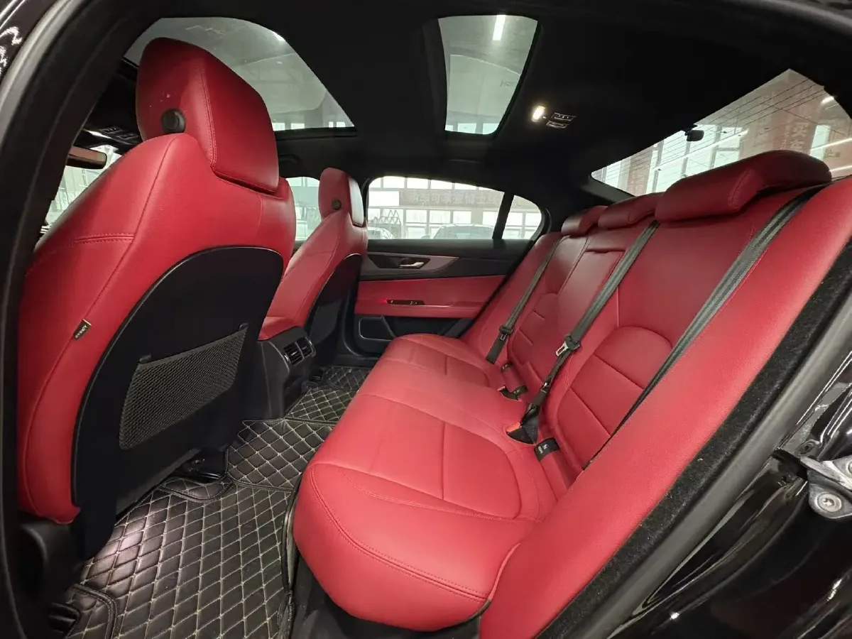 2021 Jaguar XEL 2.0T 250HP L4 8AT,autocango,china used car exporter,china ev exporter,chinese used car exporter,chinese used ev exporter