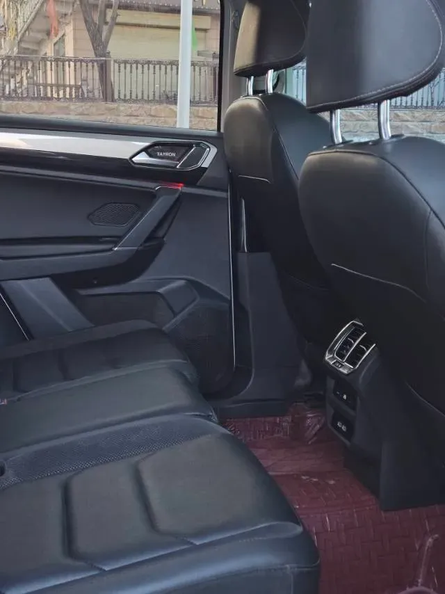 2019 MINI CLUBMAN 1.5T 102HP L3 6AT,autocango,china used car exporter,china ev exporter,chinese used car exporter,chinese used ev exporter