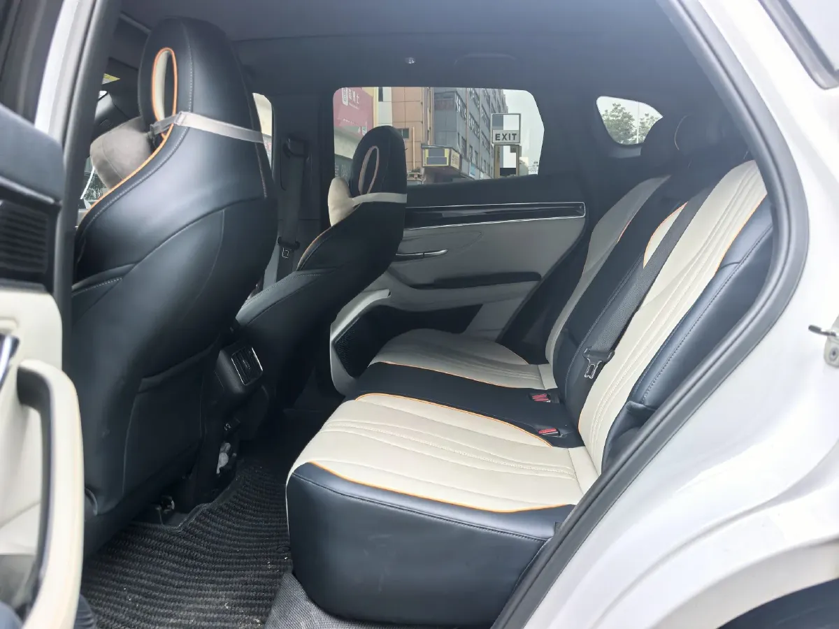 2021 Geely JiaJi 1.5T 177HP L3 7DCT PHEV 11.3KWH,autocango,china used car exporter,china ev exporter,chinese used car exporter,chinese used ev exporter