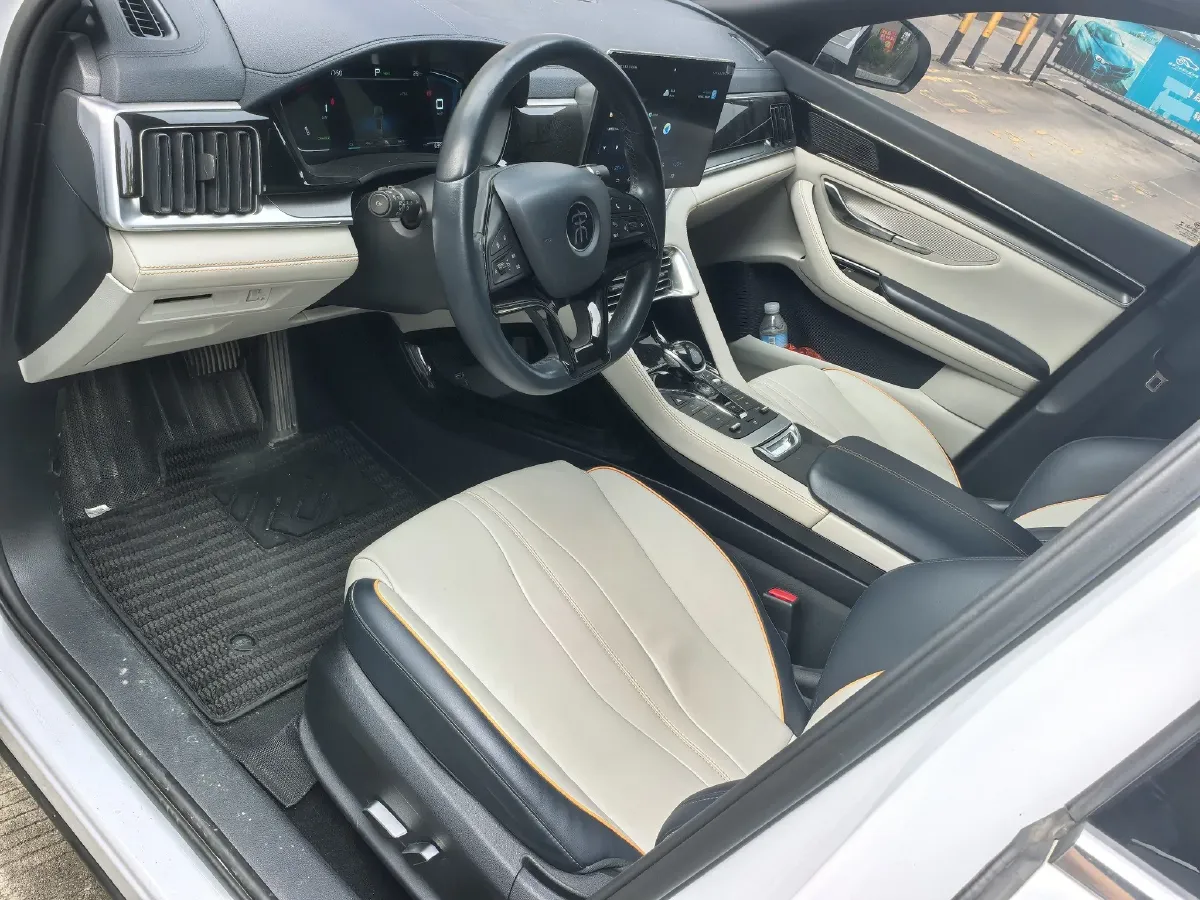 2021 Geely JiaJi 1.5T 177HP L3 7DCT PHEV 11.3KWH,autocango,china used car exporter,china ev exporter,chinese used car exporter,chinese used ev exporter