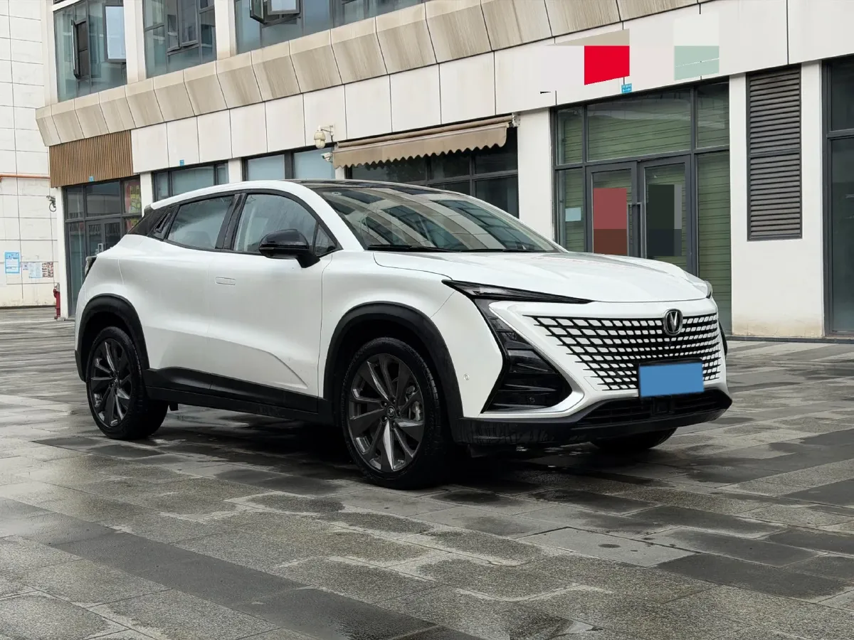 2020 ChangAn UNI-T 1.5T 180HP L4 7DCT,autocango,china used car exporter,china ev exporter,chinese used car exporter,chinese used ev exporter