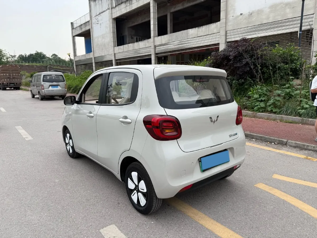 2025 WuLing HongGuang MINI EV BEV 16.2KWH,autocango,china used car exporter,china ev exporter,chinese used car exporter,chinese used ev exporter
