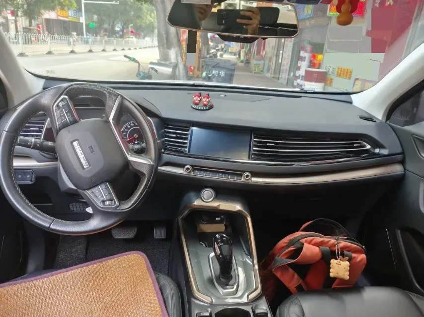 2020 Haval H6 1.5T 169HP L4 7DCT,autocango,china used car exporter,china ev exporter,chinese used car exporter,chinese used ev exporter