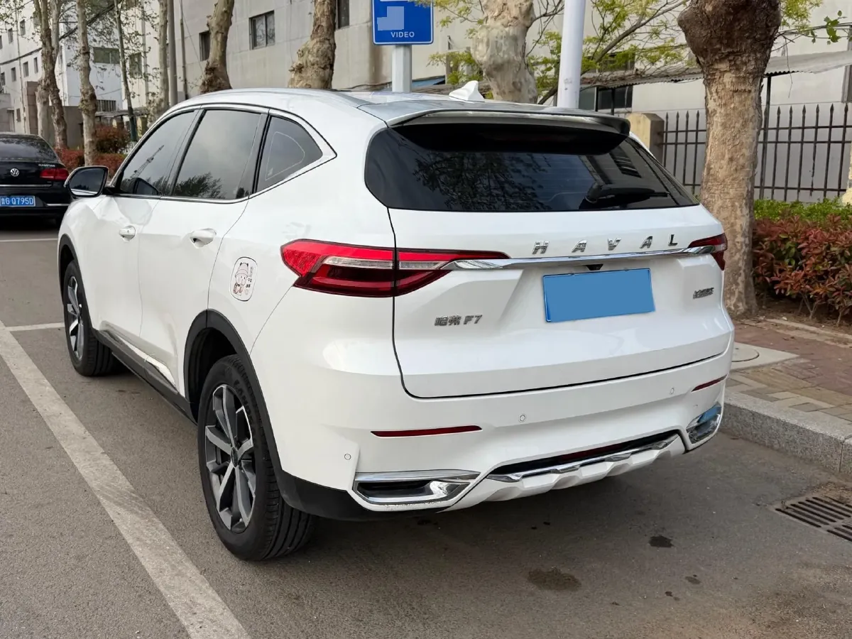 2021 Haval F7 1.5T 169HP L4 7DCT,autocango,china used car exporter,china ev exporter,chinese used car exporter,chinese used ev exporter