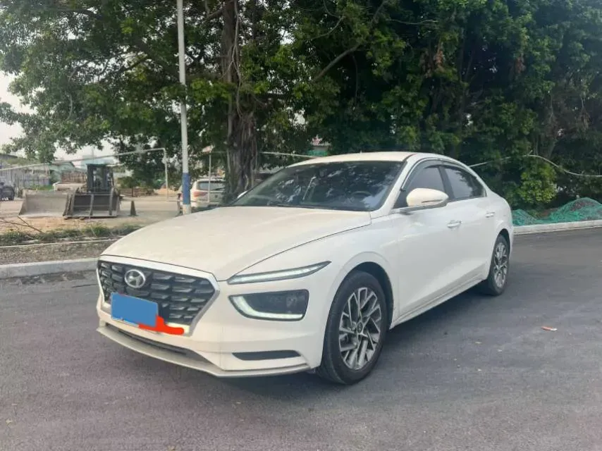 2021 Hyundai Mistra 1.8L 143HP L4 CVT,autocango,china used car exporter,china ev exporter,chinese used car exporter,chinese used ev exporter