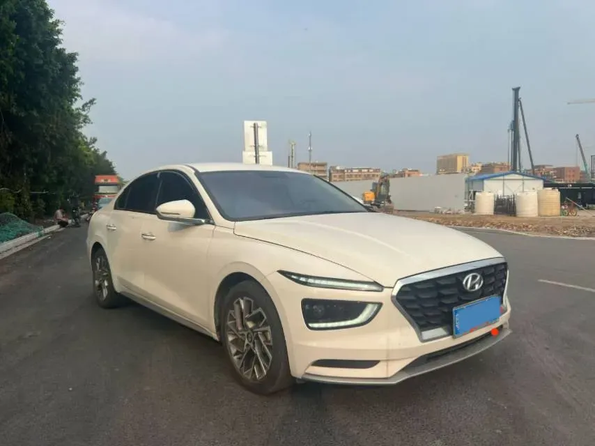 2021 Hyundai Mistra 1.8L 143HP L4 CVT,autocango,china used car exporter,china ev exporter,chinese used car exporter,chinese used ev exporter