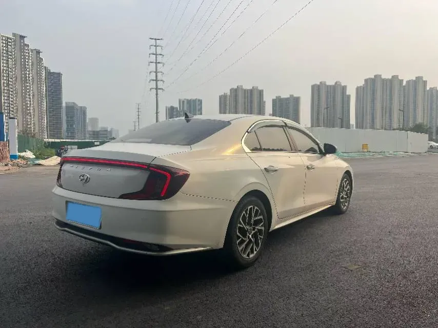 2021 Hyundai Mistra 1.8L 143HP L4 CVT,autocango,china used car exporter,china ev exporter,chinese used car exporter,chinese used ev exporter