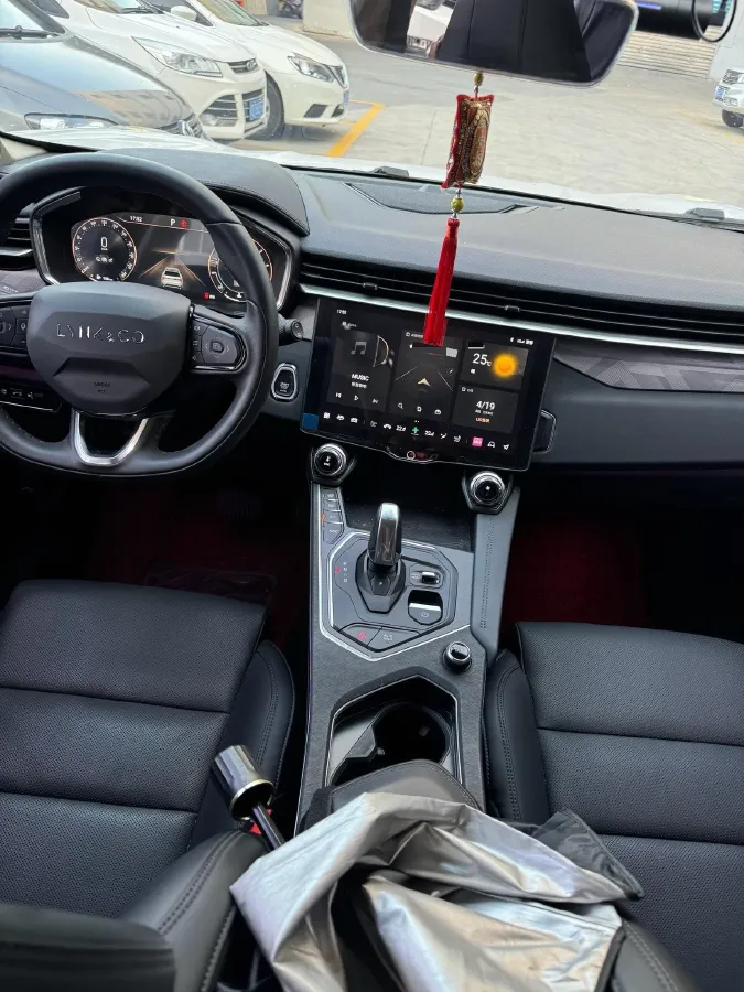 2021 LYNK&CO 01 2.0T 218HP L4 8AT,autocango,china used car exporter,china ev exporter,chinese used car exporter,chinese used ev exporter