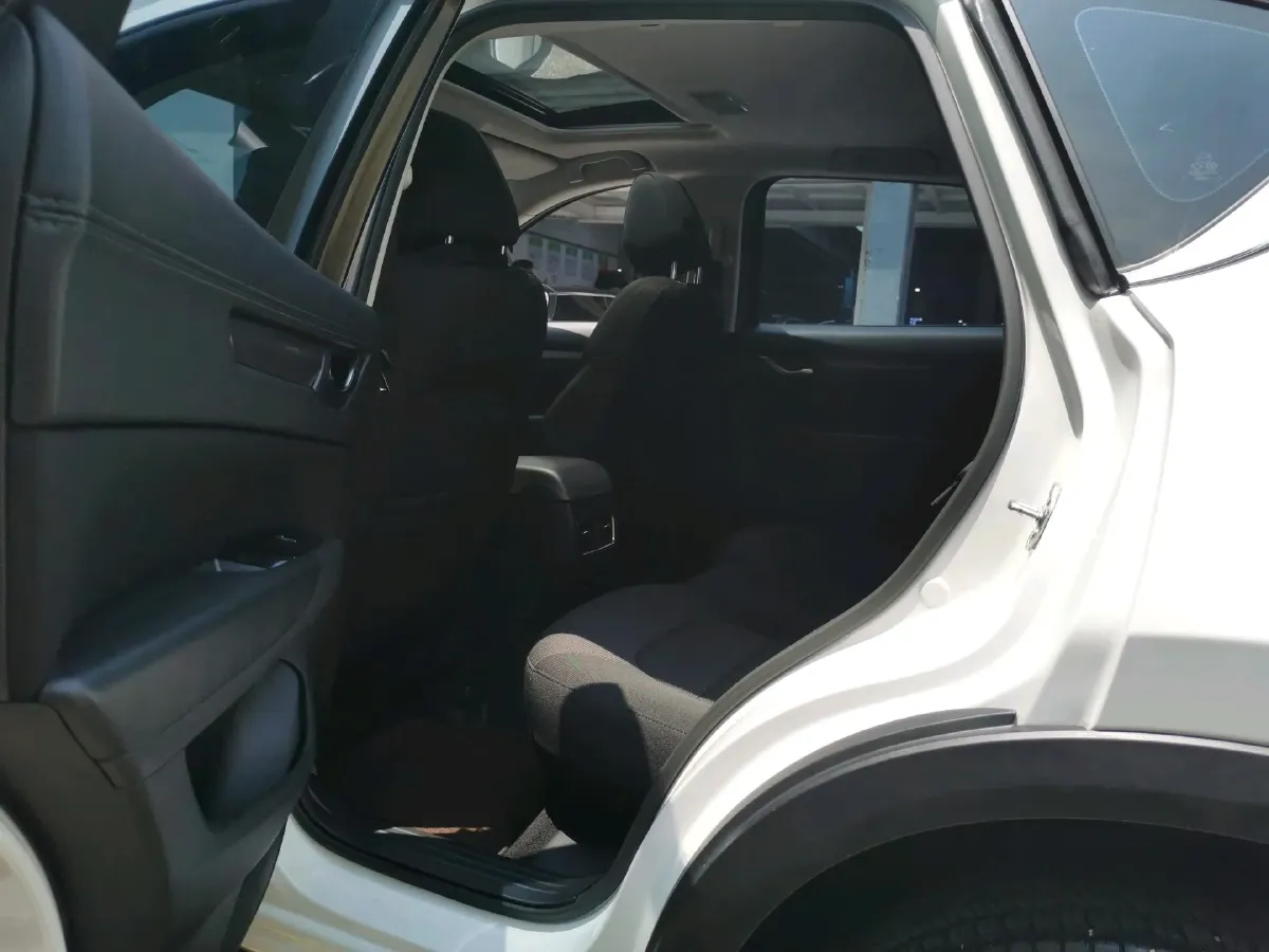 2022 Hyundai Tucson 2.0L 150HP L4 6AT Hybrid,autocango,china used car exporter,china ev exporter,chinese used car exporter,chinese used ev exporter