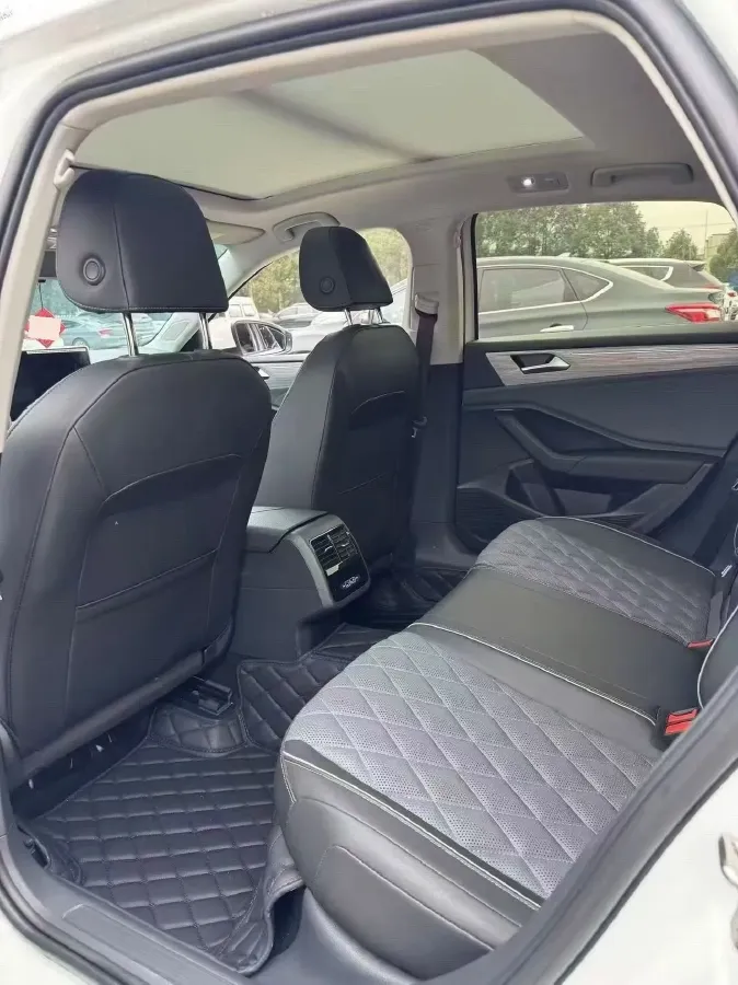 2024 Volkswagen Sagitar 1.5T 160HP L4 7DCT,autocango,china used car exporter,china ev exporter,chinese used car exporter,chinese used ev exporter