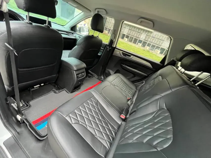 2021 Haval M6 1.5T 150HP L4 7DCT,autocango,china used car exporter,china ev exporter,chinese used car exporter,chinese used ev exporter