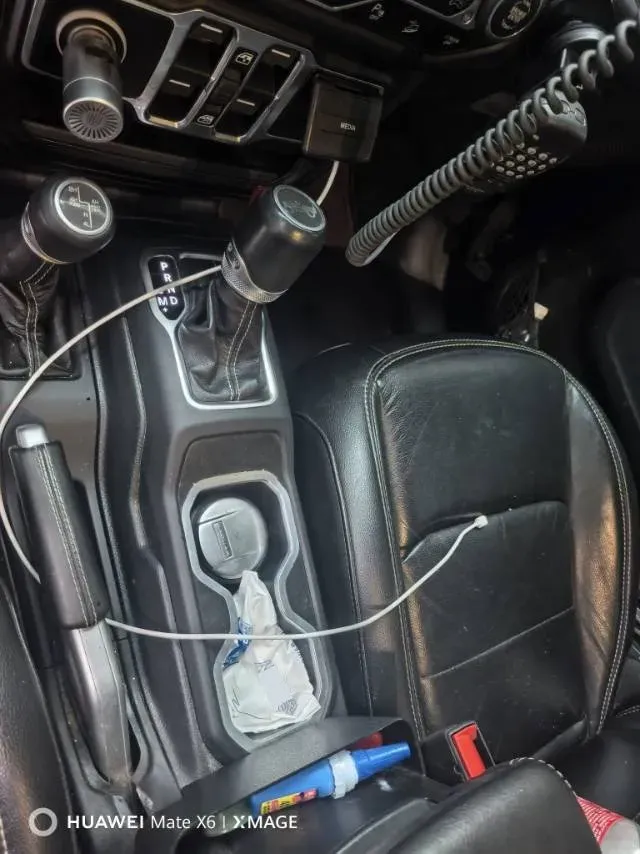 2019 Jeep Wrangler 2.0T 266HP L4 8AT,autocango,china used car exporter,china ev exporter,chinese used car exporter,chinese used ev exporter