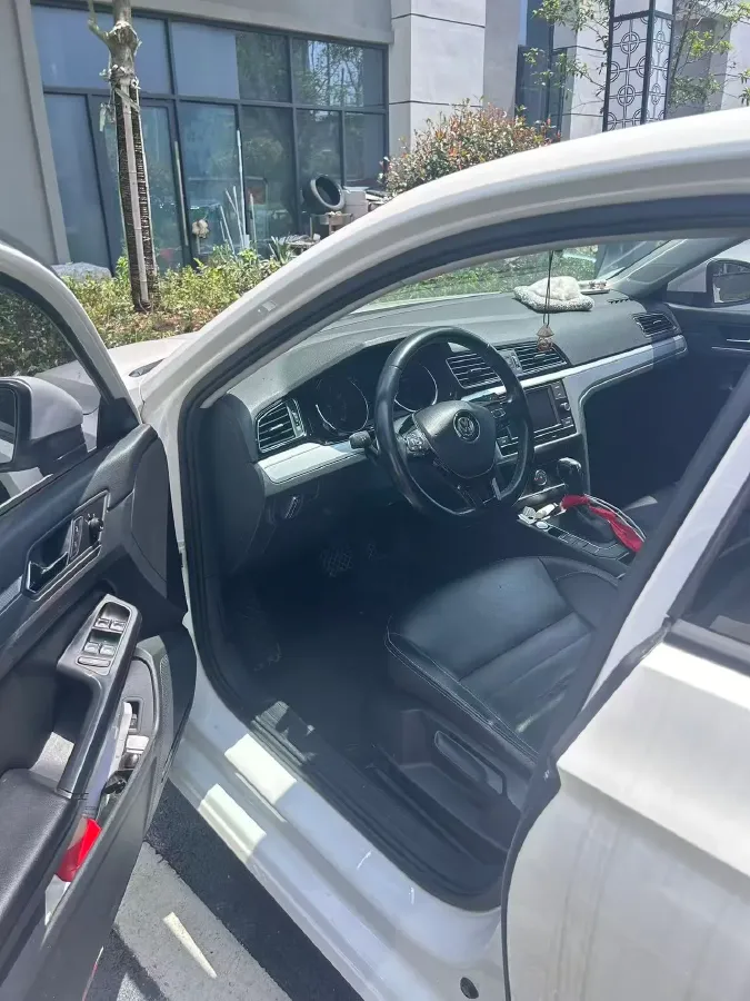 2018 Volkswagen Lamando 1.4T 131HP L4 7DCT,autocango,china used car exporter,china ev exporter,chinese used car exporter,chinese used ev exporter