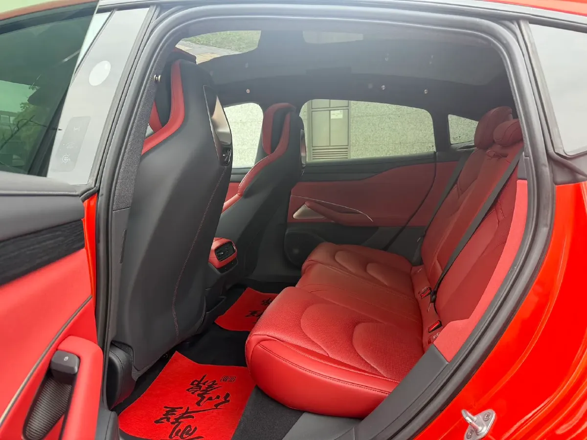 2024 MI SU7 BEV 94.3KWH,autocango,china used car exporter,china ev exporter,chinese used car exporter,chinese used ev exporter