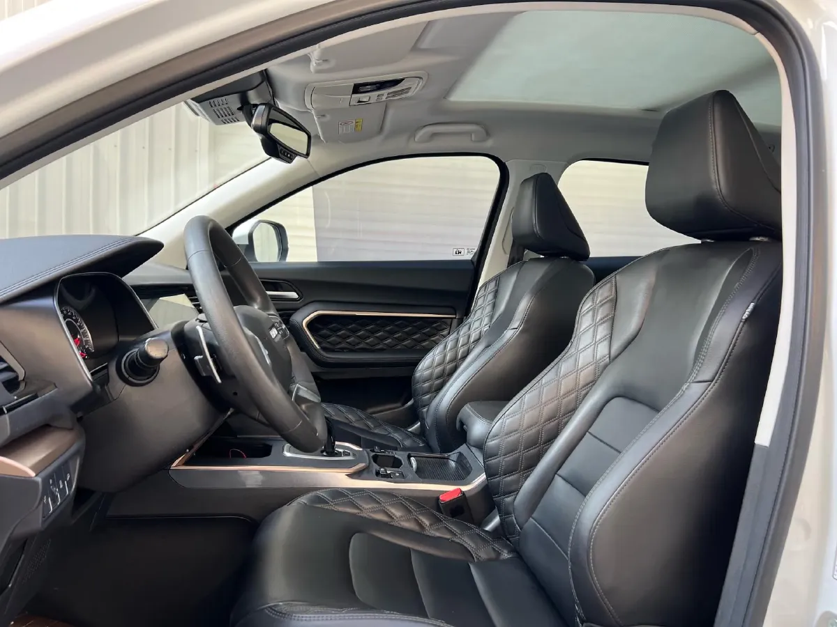 2021 Haval H6 1.5T 150HP L4 7DCT,autocango,china used car exporter,china ev exporter,chinese used car exporter,chinese used ev exporter