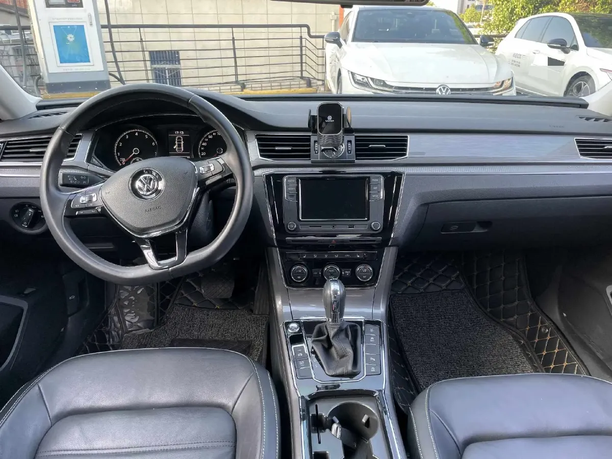 2017 Volkswagen Passat 1.8T 180HP L4 7DCT,autocango,china used car exporter,china ev exporter,chinese used car exporter,chinese used ev exporter