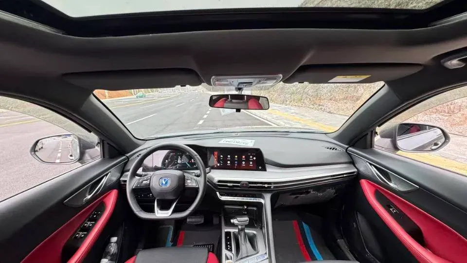 2022 ChangAn CS35 Plus 1.4T 160HP L4 7DCT,autocango,china used car exporter,china ev exporter,chinese used car exporter,chinese used ev exporter