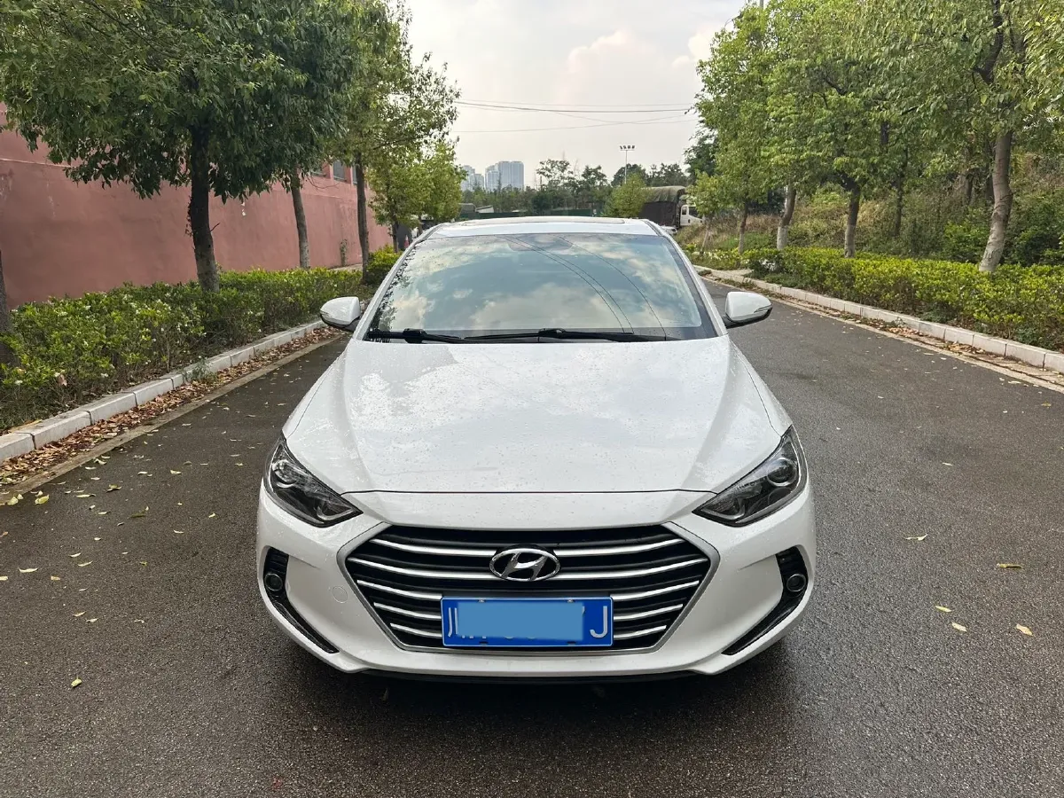 2016 Hyundai Elantra 1.6L 128HP L4 6MT,autocango,china used car exporter,china ev exporter,chinese used car exporter,chinese used ev exporter
