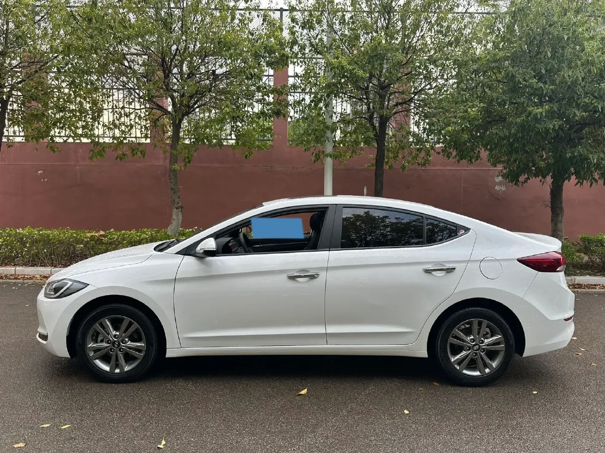 2016 Hyundai Elantra 1.6L 128HP L4 6MT,autocango,china used car exporter,china ev exporter,chinese used car exporter,chinese used ev exporter