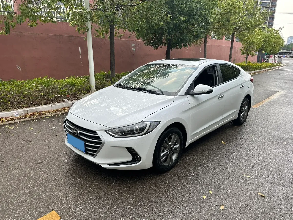 2016 Hyundai Elantra 1.6L 128HP L4 6MT,autocango,china used car exporter,china ev exporter,chinese used car exporter,chinese used ev exporter