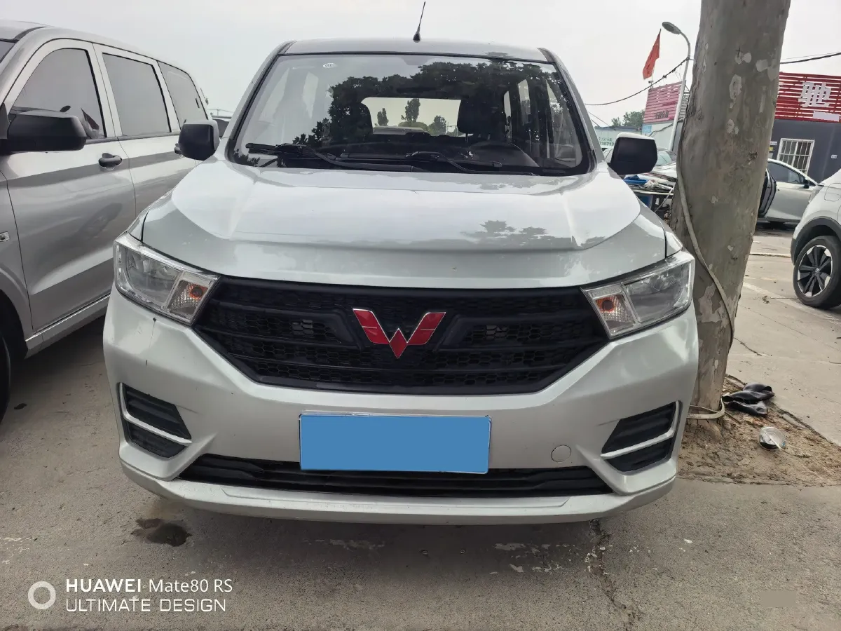 2021 WuLing HongGuang 1.5L 99HP L4 6MT,autocango,china used car exporter,china ev exporter,chinese used car exporter,chinese used ev exporter